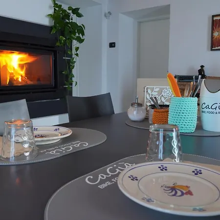 Cagia - Bike Food And Relax ベッド・アンド・ブレックファスト Diano dʼAlba