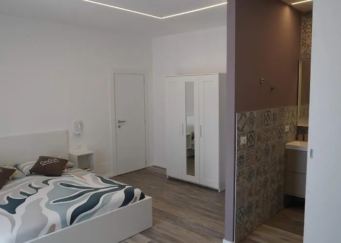 Cagia - Bike Food And Relax * Diano dʼAlba