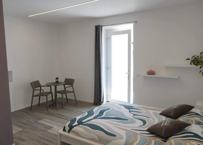 Cagia - Bike Food And Relax Bed & Breakfast Diano dʼAlba